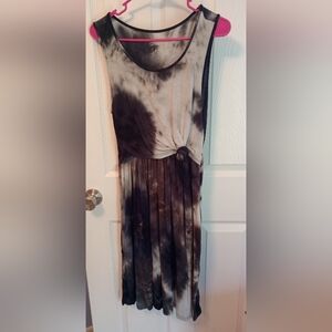 Latched Mama short and sweet nursing boardwalk dress